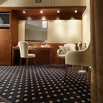 Hotel Ariston 4*