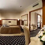 Hotel Ariston 4*