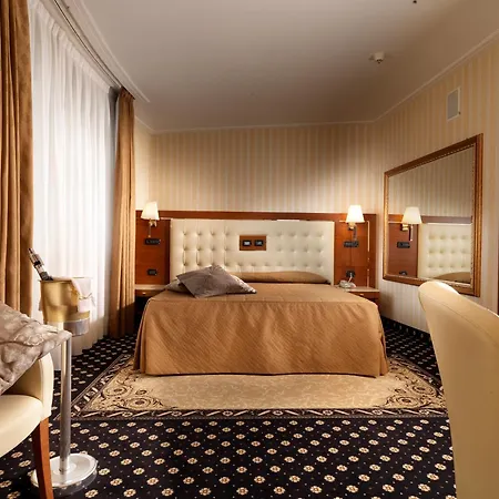Hotell Ariston