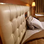 Ariston Hotell 4*