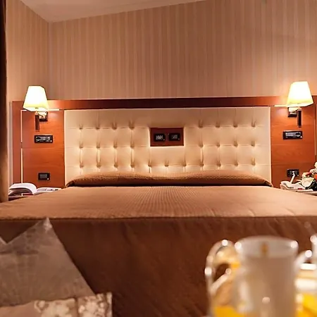 Ariston Hotel