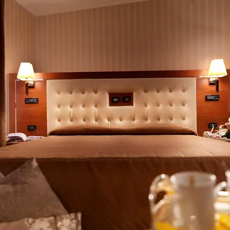Hotel Ariston 4*